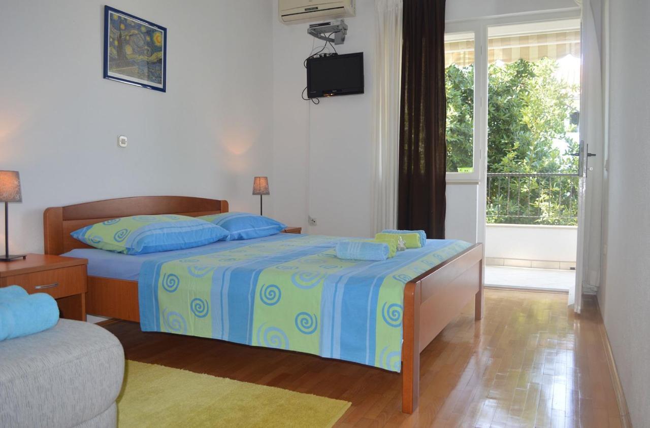 Apartments With A Parking Space Makarska - 11361 Exterior foto