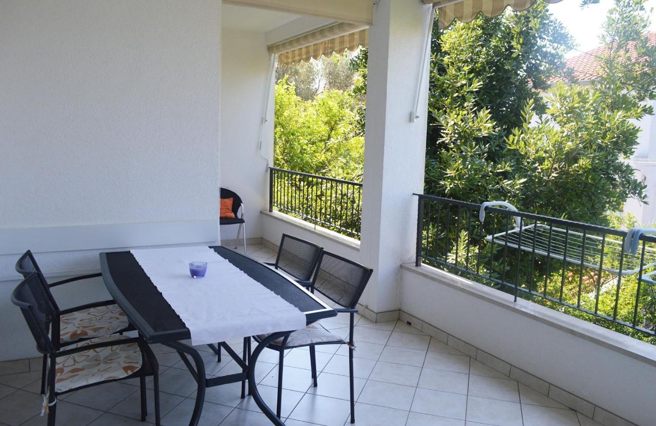 Apartments With A Parking Space Makarska - 11361 Exterior foto