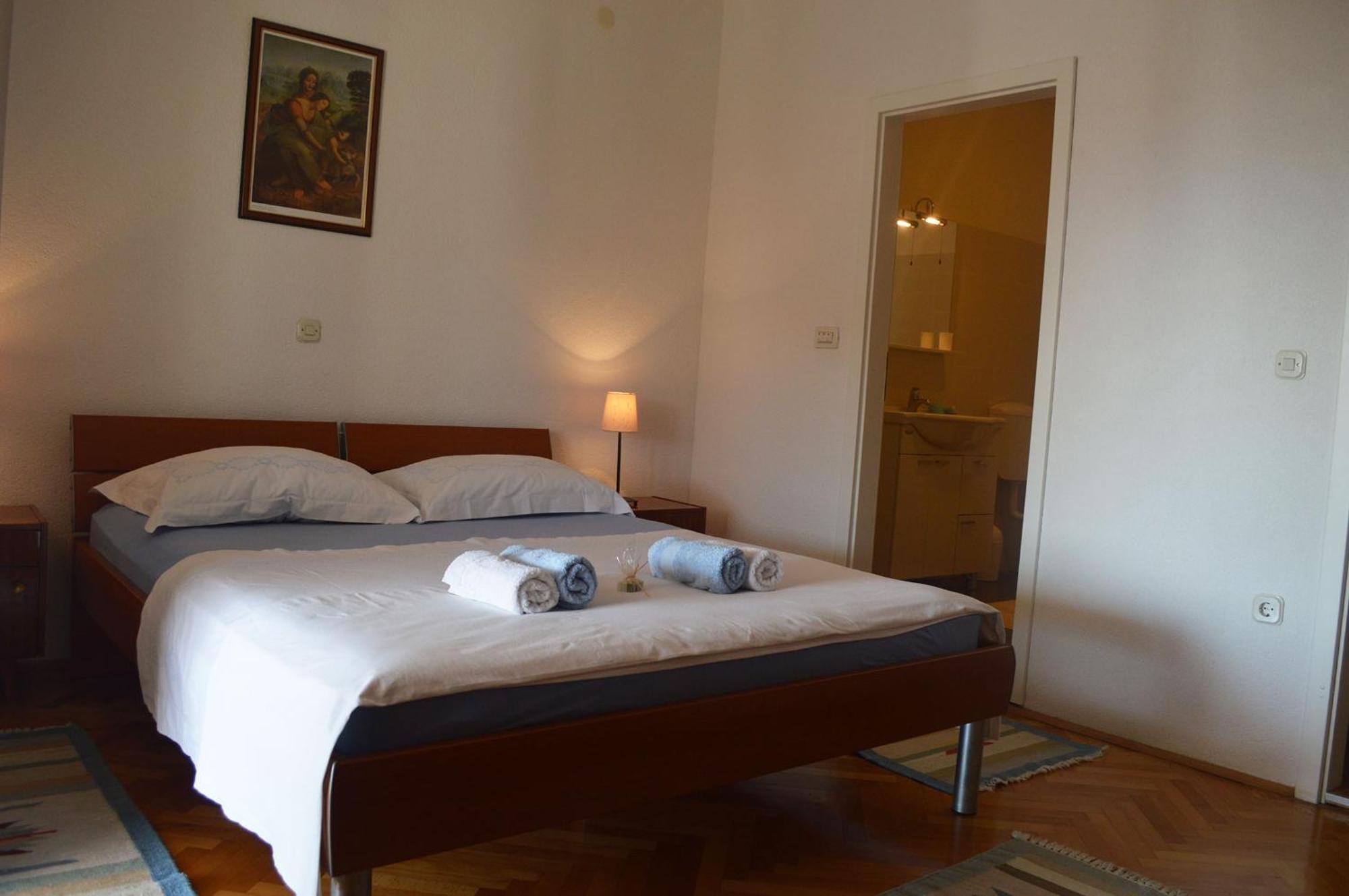 Apartments With A Parking Space Makarska - 11361 Quarto foto
